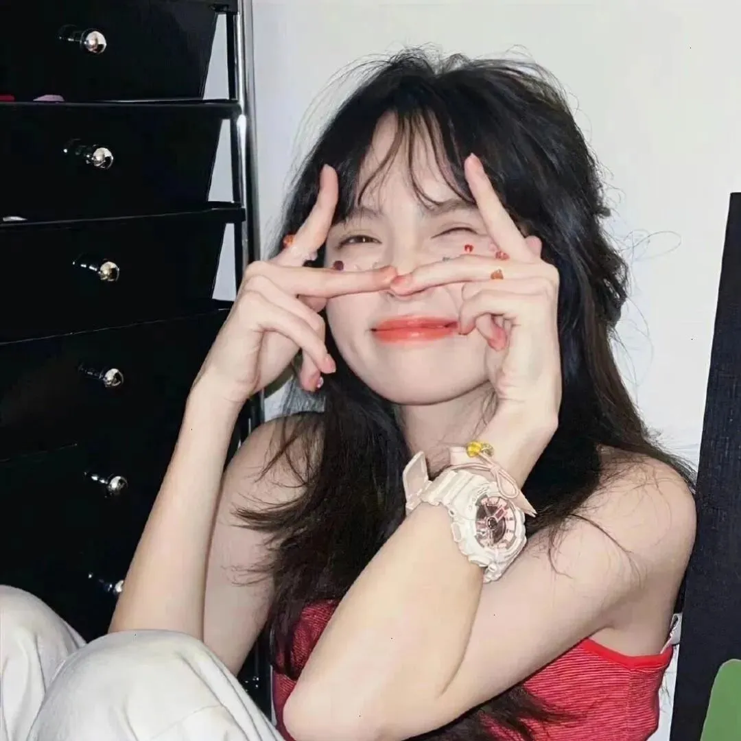 清纯校园美女日常生活记录